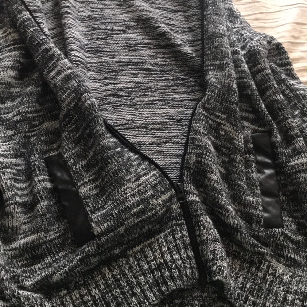 Winter jacket - Picture 2 of 3